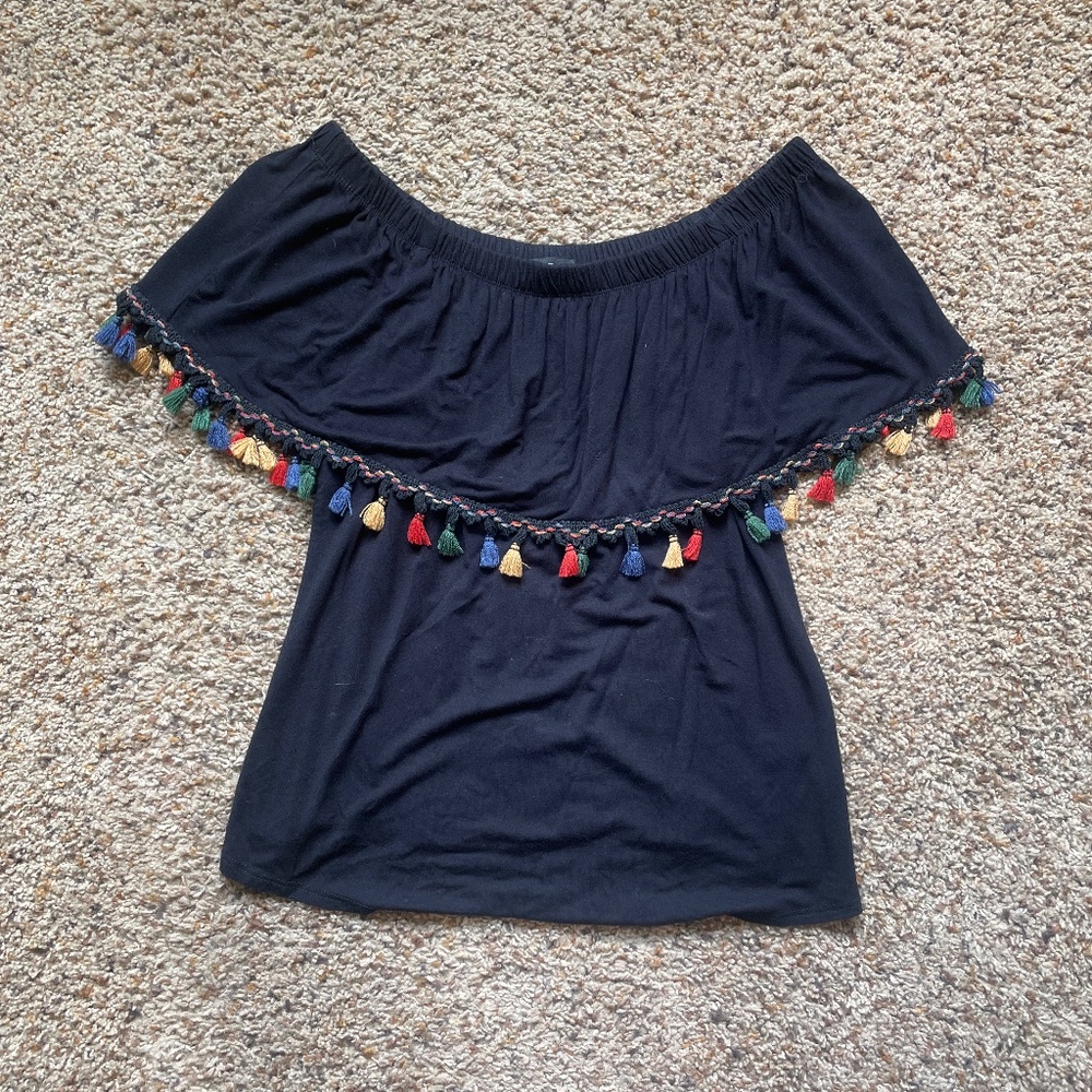Off the Shoulder Fringe Shirt Size Small